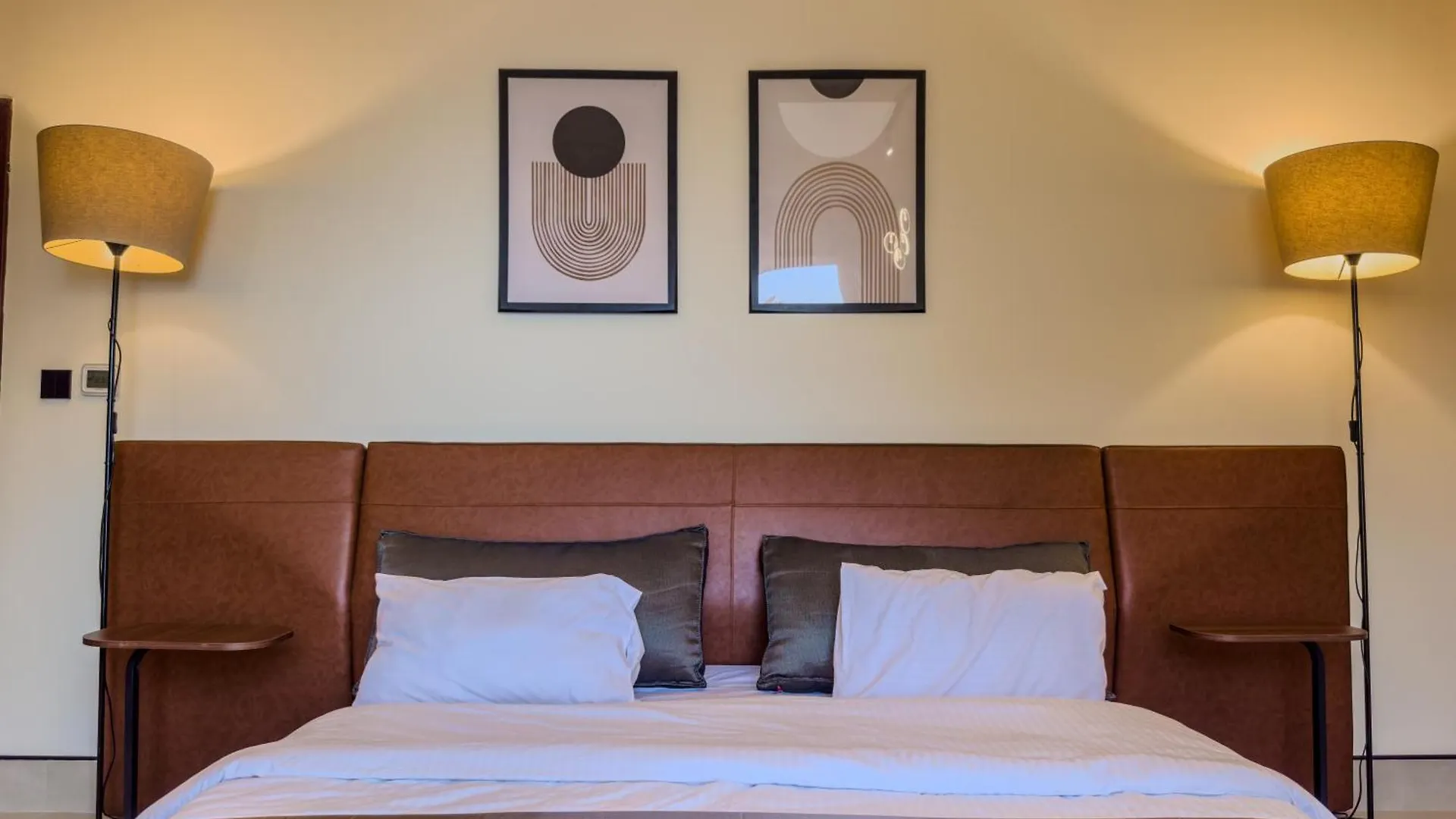 Apartment Chic 2Br Beachfront Residence At Amwaj 4 Dubai United Arab Emirates